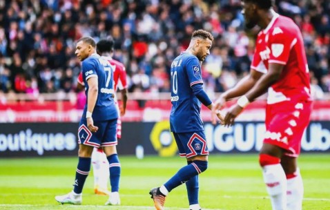 AG live-梅斯防守表现稳定，连续保持不败