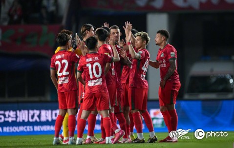 AG博彩-中超球员转会市场热度攀升，多项交易进行中