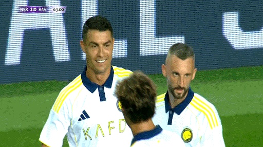 民众尖叫!C罗帽子戏法领衔:尤文图斯大胜(c罗帽子戏法 尤文客场取胜) 民众尖叫!C罗帽子戏法领衔:尤文图斯大胜(c罗帽子戏法 尤文客场取胜)